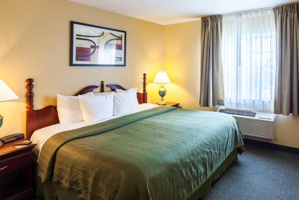 Quality Inn & Suites Arbor Eksteriør bilde
