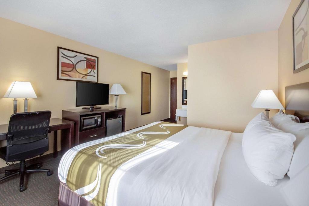Quality Inn & Suites Arbor Eksteriør bilde