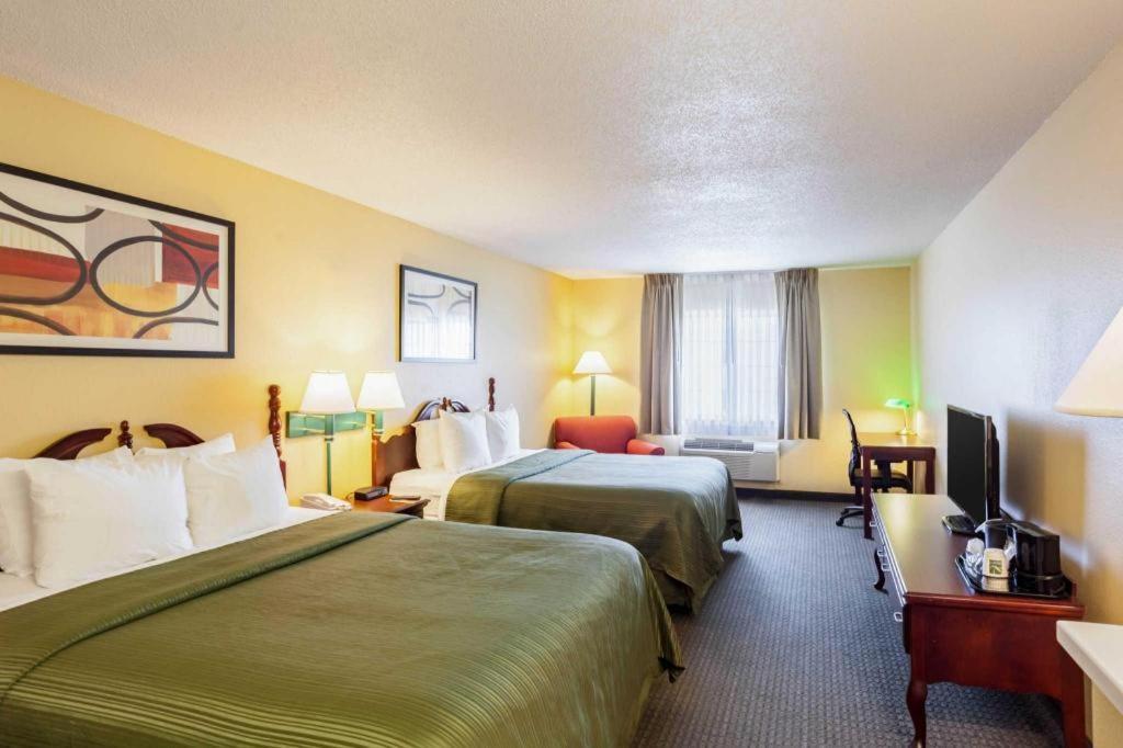 Quality Inn & Suites Arbor Eksteriør bilde