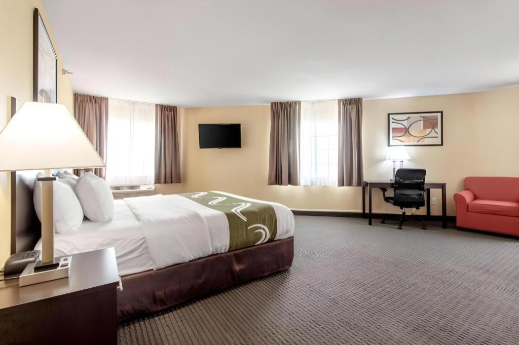 Quality Inn & Suites Arbor Eksteriør bilde