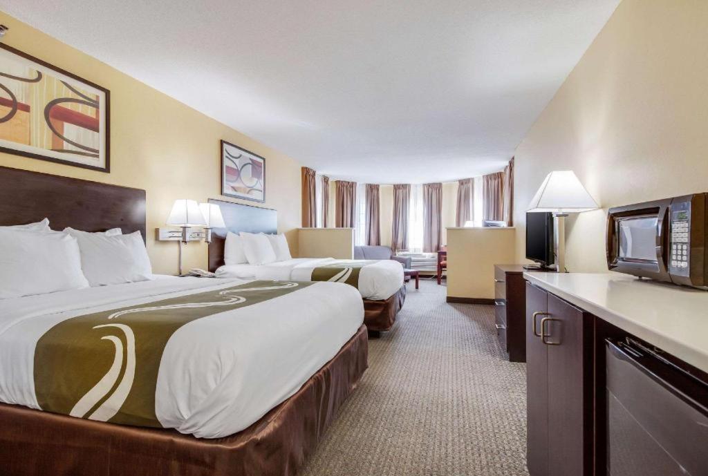 Quality Inn & Suites Arbor Eksteriør bilde