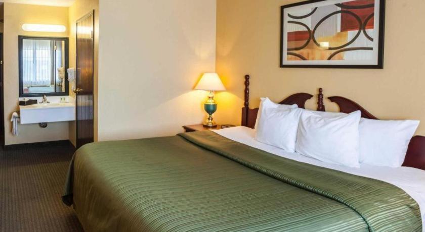 Quality Inn & Suites Arbor Eksteriør bilde