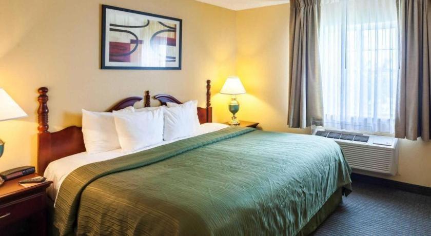 Quality Inn & Suites Arbor Eksteriør bilde